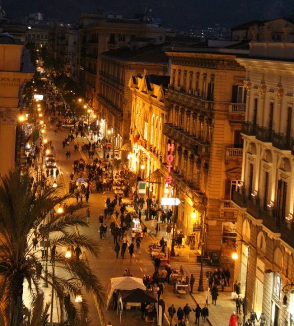 via Roma shopping al centro 