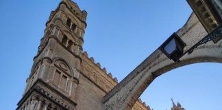 Particolare della Cattedrale di Palermo esterno
