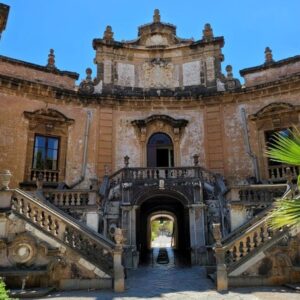 Villa Palagonia scalone