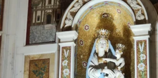 Madonna dei Rimedi Statua