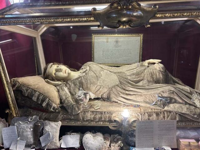 Urna funeraria di santa Teodora 