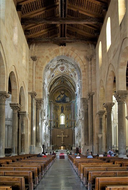 Interno della cattedrale di Cefalù, Interior de la catedral de Cefalú