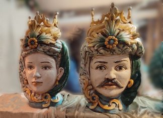 Teste di moro statue