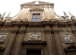 Facciata santa ninfa dei crociferi