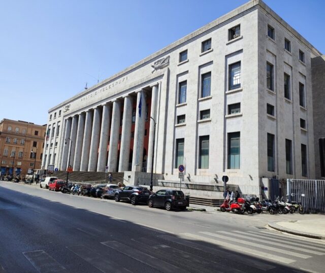 Palazzo delle Poste di Palermo facciata