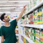 Supermercato uomo acquista Dph