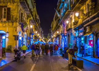Palermo bei nacht