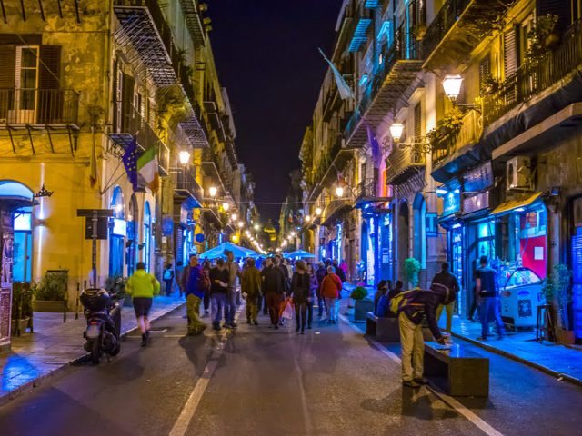 Palermo bei nacht