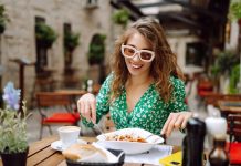 A journey through Sicilian Flavors Cucina Siciliana turista mangia
